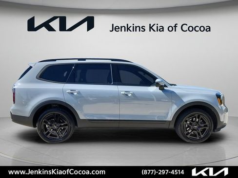 Certified 2024 Kia Telluride EX X-Line AWD/4WD image 3