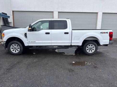 Used 2022 Ford F250 XLT image 2