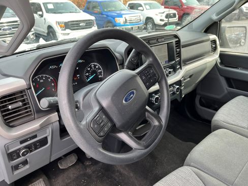 Certified 2022 Ford F150 XLT w/ XTR Package image 8