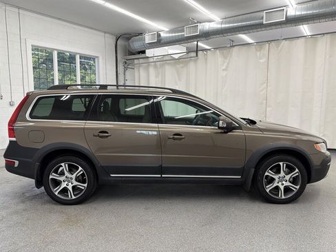 Used 2015 Volvo XC70 T6 Platinum AWD/4WD image 4