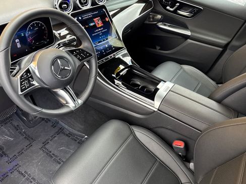 Certified 2026 Mercedes-Benz GLC 300 4MATIC image 9