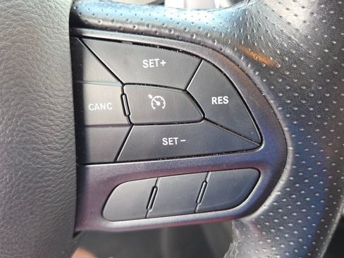 Used 2023 Dodge Durango GT RWD image 21