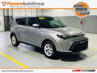 Used 2025 Kia Soul LX w/ LX Technology Package