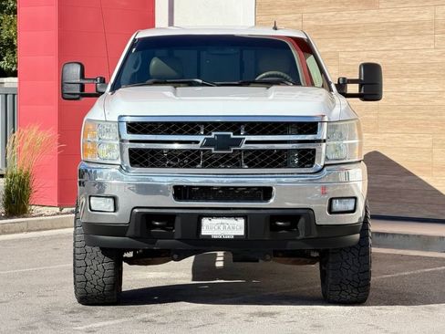 Used 2011 Chevrolet Silverado 2500 LTZ w/ LTZ Plus Package AWD/4WD image 3