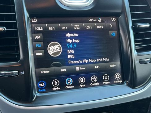 Used 2019 Chrysler 300 Limited RWD image 21