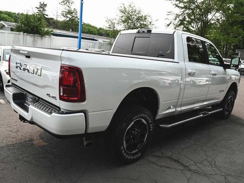 Used 2025 RAM 2500 Laramie AWD/4WD image 4