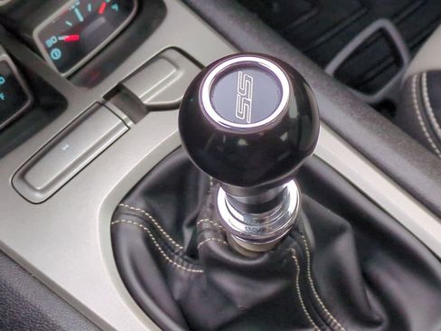 Used 2010 Chevrolet Camaro SS w/ RS Package image 32