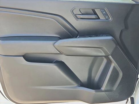 Used 2024 Chevrolet Colorado W/T w/ WT Convenience Package II RWD image 10