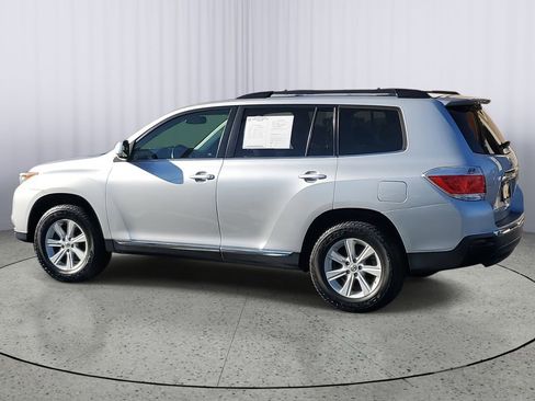 Used 2013 Toyota Highlander SE image 7
