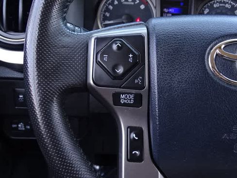 Certified 2020 Toyota Tacoma SR5 RWD image 35