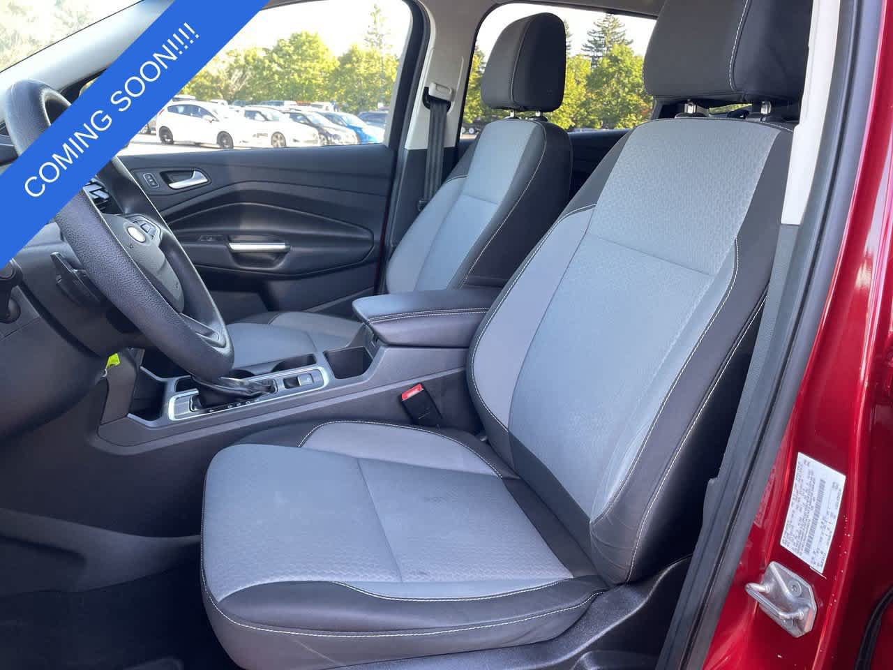 Used 2017 Ford Escape SE w/ Equipment Group 201A AWD/4WD image 12