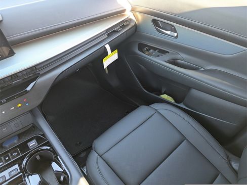 New 2026 Nissan Murano SL image 21