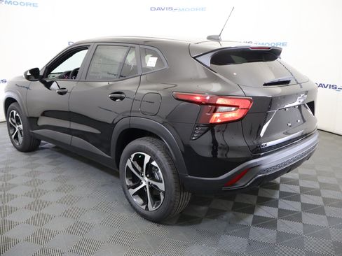 New 2026 Chevrolet Trax RS w/ Driver Confidence Package FWD image 10