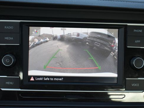 Used 2024 Volkswagen Jetta Sport image 26