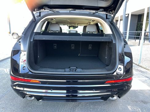 New 2026 Lincoln Corsair Premiere image 16