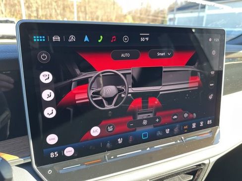 New 2026 Volkswagen Tiguan SEL R-Line image 25