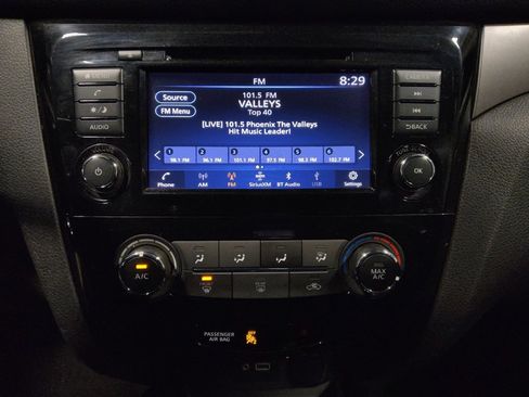 Used 2021 Nissan Rogue Sport S image 25