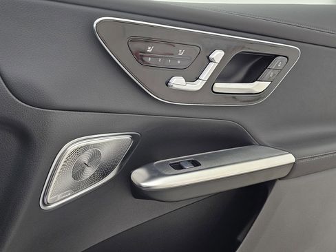 New 2025 Mercedes-Benz GLC 43 AMG 4MATIC Coupe image 17