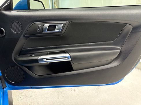 Used 2022 Ford Mustang Coupe w/ Equipment Group 101A image 8