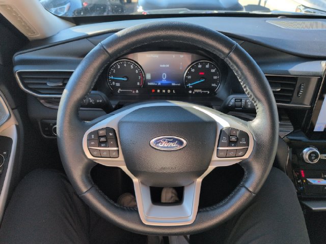 Certified 2023 Ford Explorer Limited w/ Limited Technology Package AWD/4WD image 33
