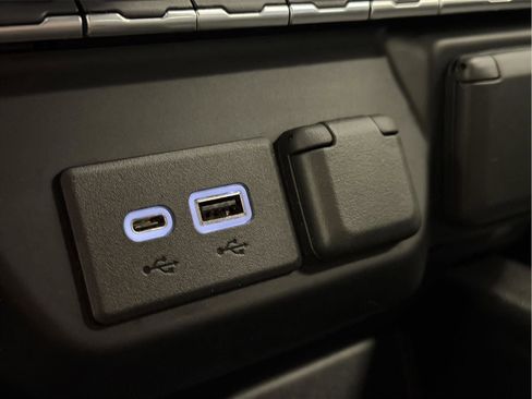 Certified 2022 GMC Sierra 2500 SLT w/ SLT Convenience Package image 90