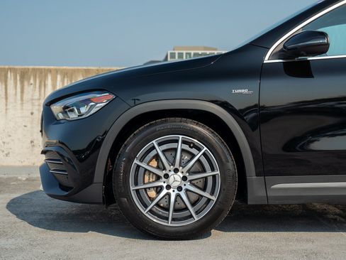 Used 2022 Mercedes-Benz GLA 35 AMG 4MATIC image 12
