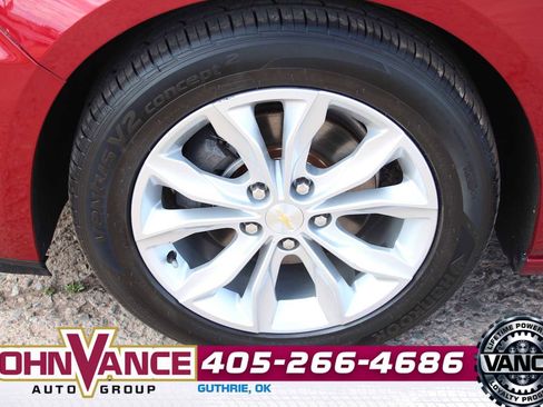 Used 2021 Chevrolet Malibu LT w/ Leather Package image 11