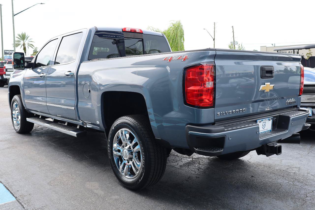 Used 2016 Chevrolet Silverado 2500 High Country w/ Duramax Plus Package AWD/4WD image 4