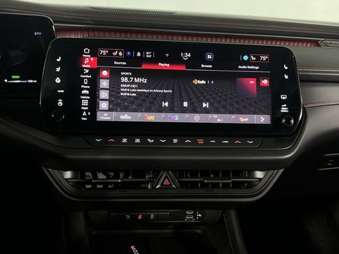 Used 2024 Dodge Charger R/T w/ Plus Group image 15