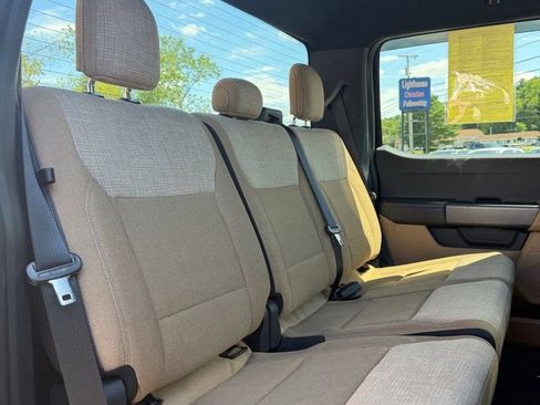 Used 2021 Ford F150 XLT AWD/4WD image 12