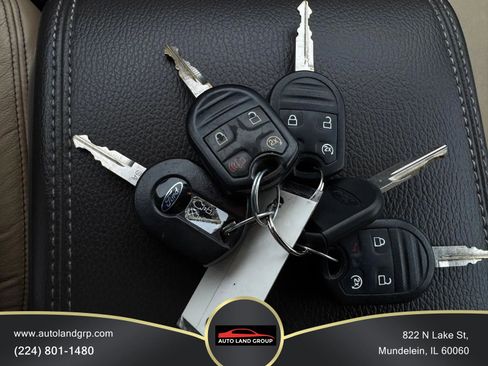 Used 2012 Ford F150 Lariat w/ Lariat Chrome Pkg image 17