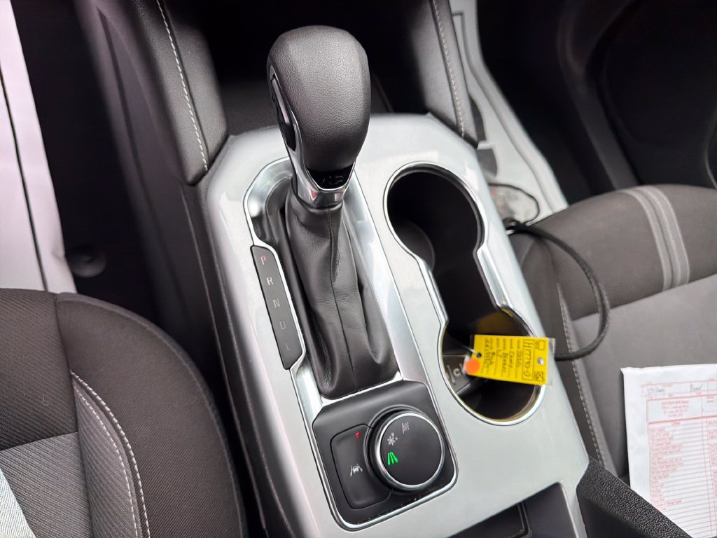Used 2025 Chevrolet Blazer LT FWD image 23