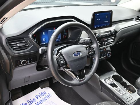 Used 2023 Ford Escape Active image 19