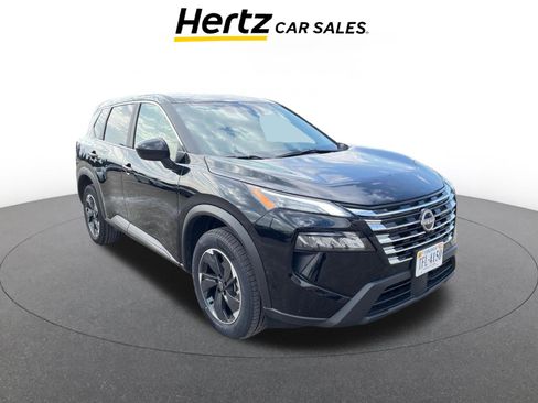 Used 2025 Nissan Rogue SV image 1