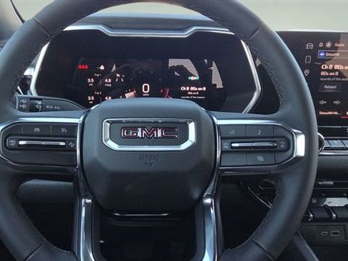 New 2026 GMC Canyon Elevation w/ Convenience Package image 11