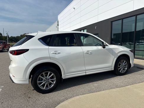 Used 2025 MAZDA CX-5 AWD 2.5 S w/ Preferred Package image 3