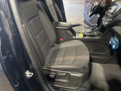 Certified 2023 Chevrolet Equinox RS image 26