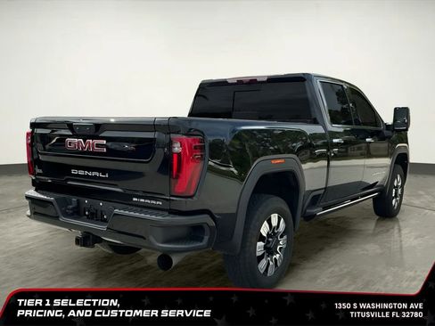 Used 2024 GMC Sierra 2500 Denali w/ Denali Reserve Package AWD/4WD image 7