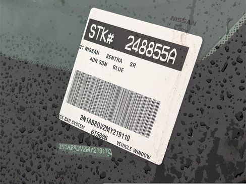 Used 2021 Nissan Sentra SR w/ SR Premium Package image 12