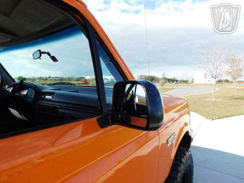 Used 1996 Ford Bronco image 6