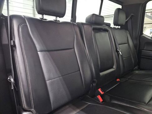 Used 2019 Ford F350 Lariat w/ Chrome Package image 32