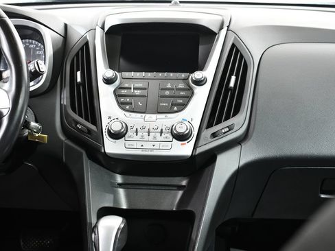 Used 2015 Chevrolet Equinox LT w/ Driver Convenience Package AWD/4WD image 9