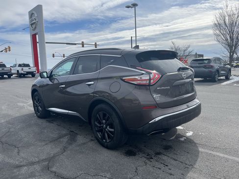 Used 2018 Nissan Murano SV w/ Premium Package image 6