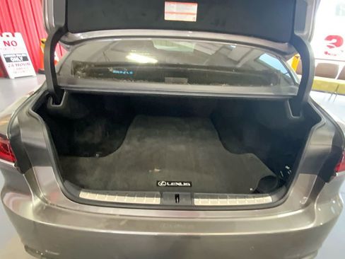 Used 2018 Lexus LS 500 image 11