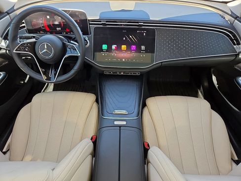 Used 2024 Mercedes-Benz E 350 4MATIC Sedan image 14