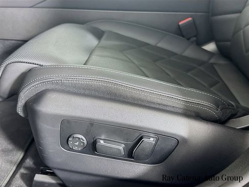 Used 2025 BMW 530i xDrive w/ M Sport Package image 20