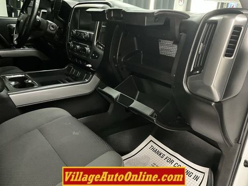 Used 2018 Chevrolet Silverado 1500 LT w/ All Star Edition image 34