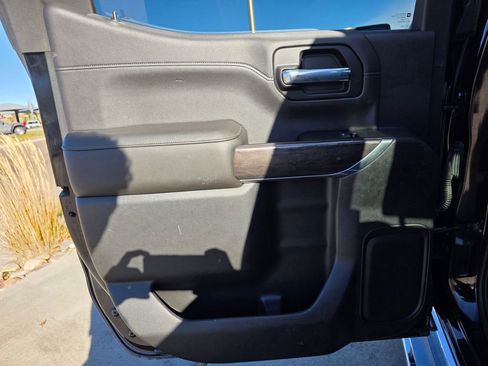 Used 2019 Chevrolet Silverado 1500 LTZ w/ LTZ Plus Package image 38