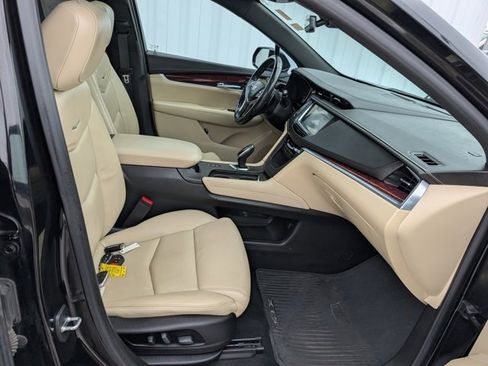 Used 2019 Cadillac XT5 Premium Luxury image 28