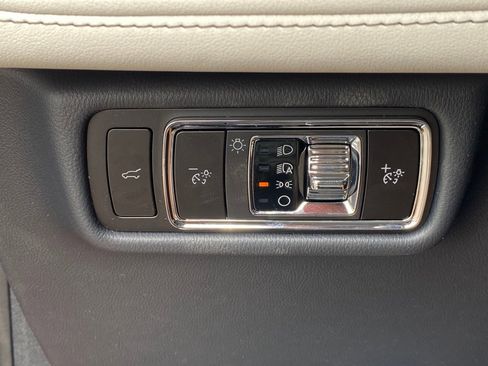 New 2026 Lincoln Aviator 2WD image 32